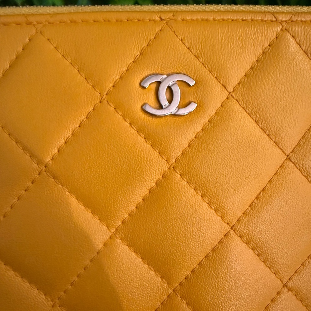 CHANEL O Case Yellow Lambskin Leather Quilted Pouch - Picture 8 of 13